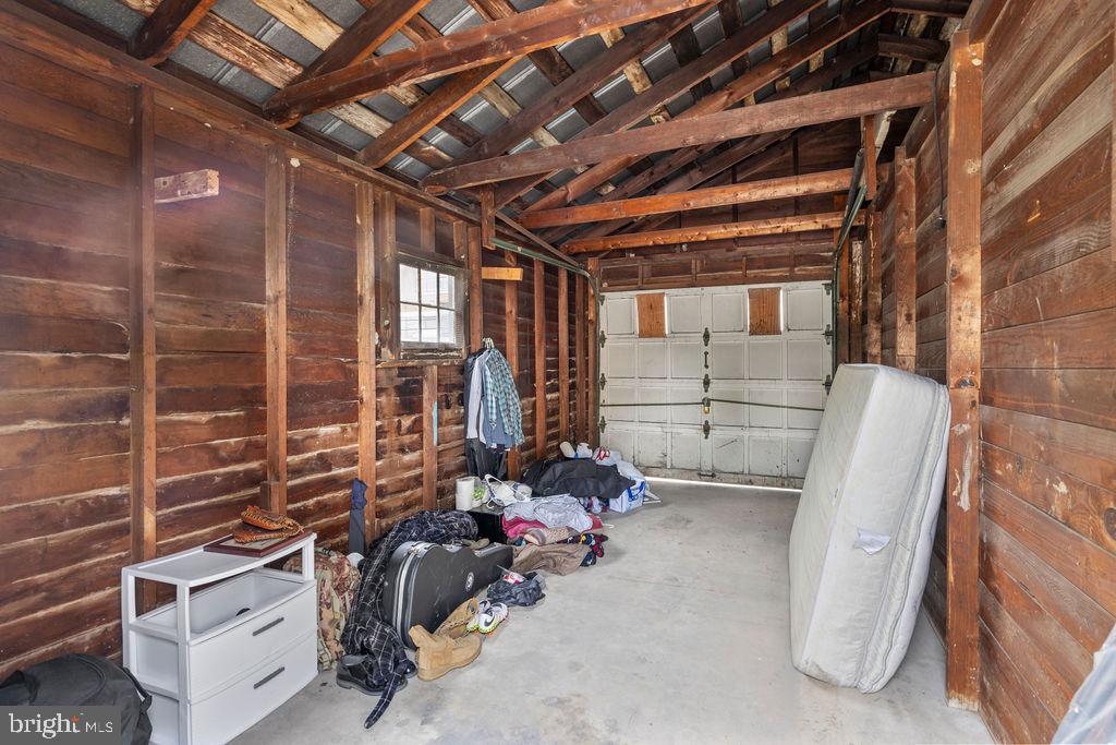 60 E King St Property Photo 24