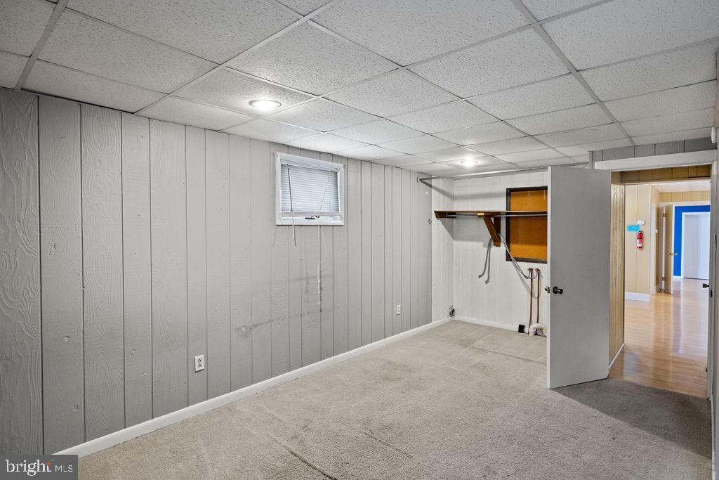 60 E King St Property Photo 44
