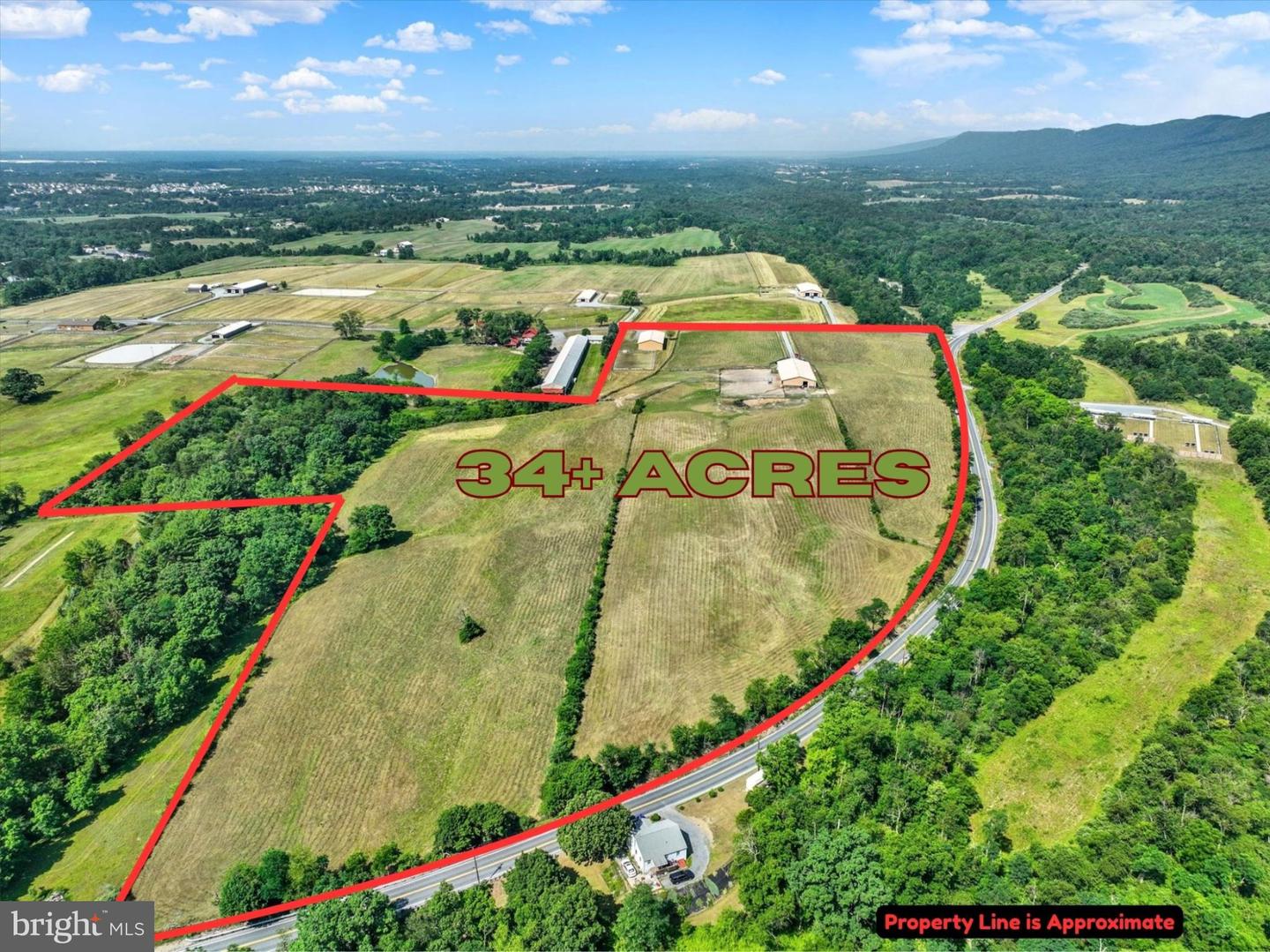 255 Sheaffer Rd Property Photo 1