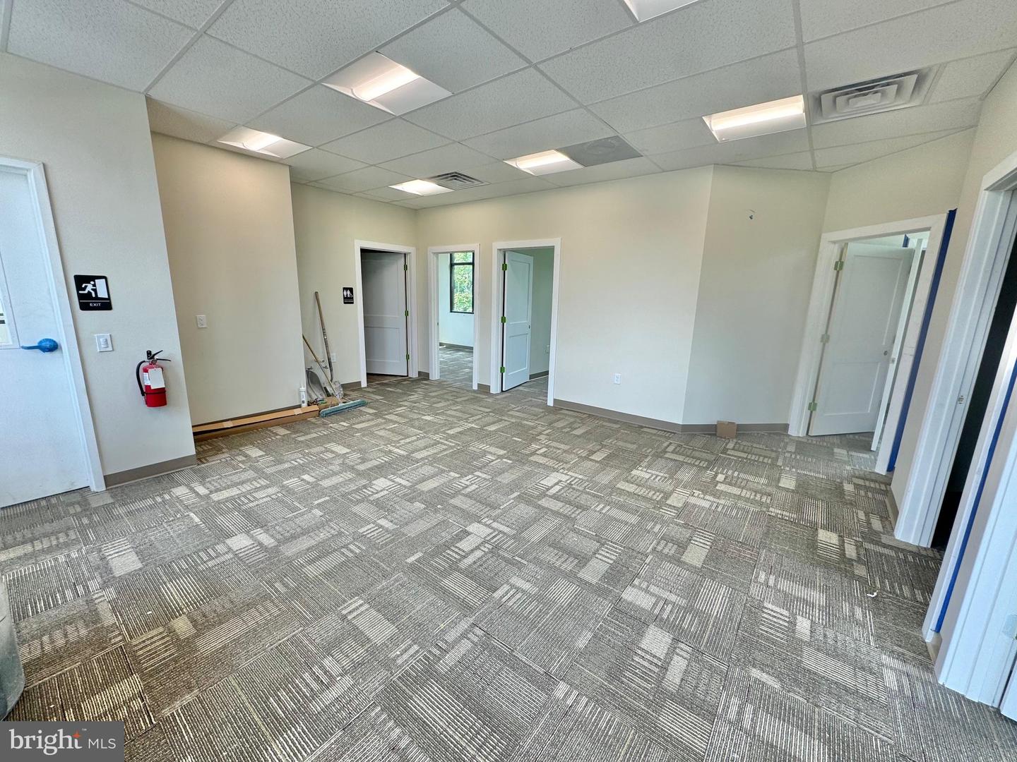 3820 Market St Property Photo 8