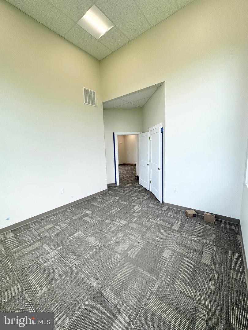 3820 Market St Property Photo 13