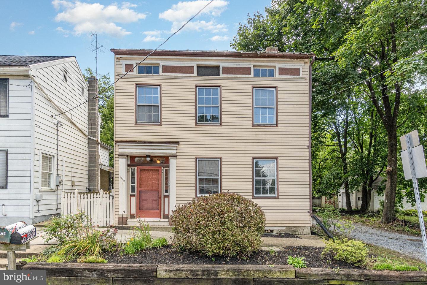 1269 Boiling Springs Rd Property Photo