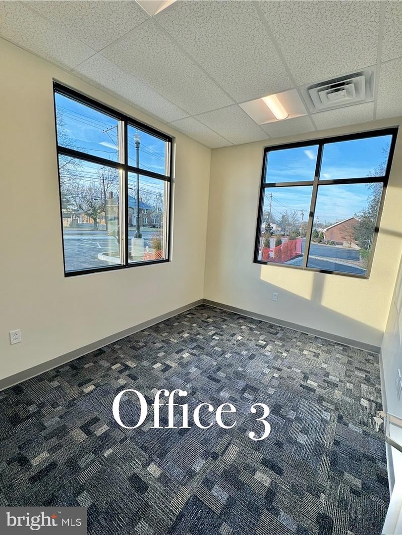 3900 Market Property Photo 8