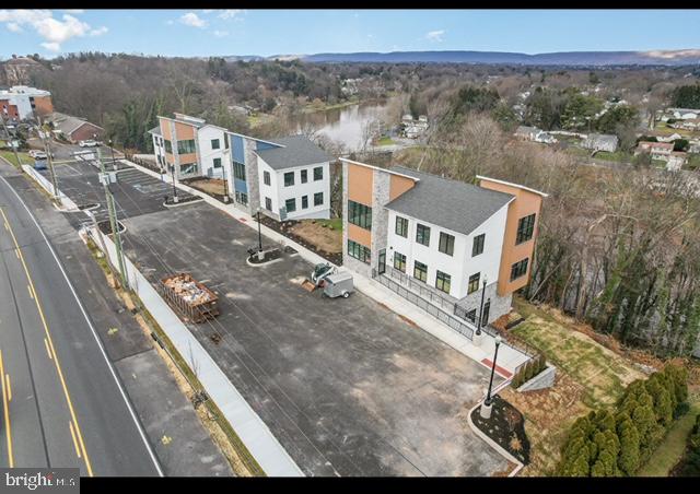 3900 Market Property Photo 13
