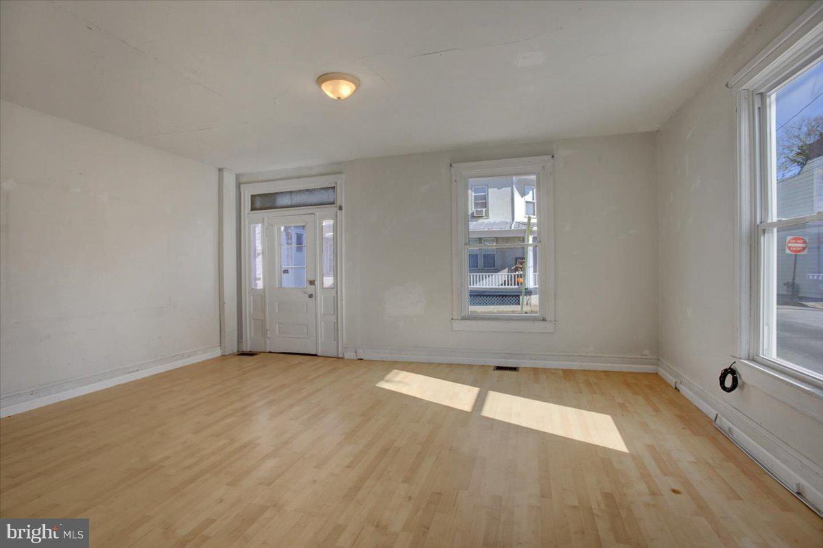 100 N Penn St Property Photo 4