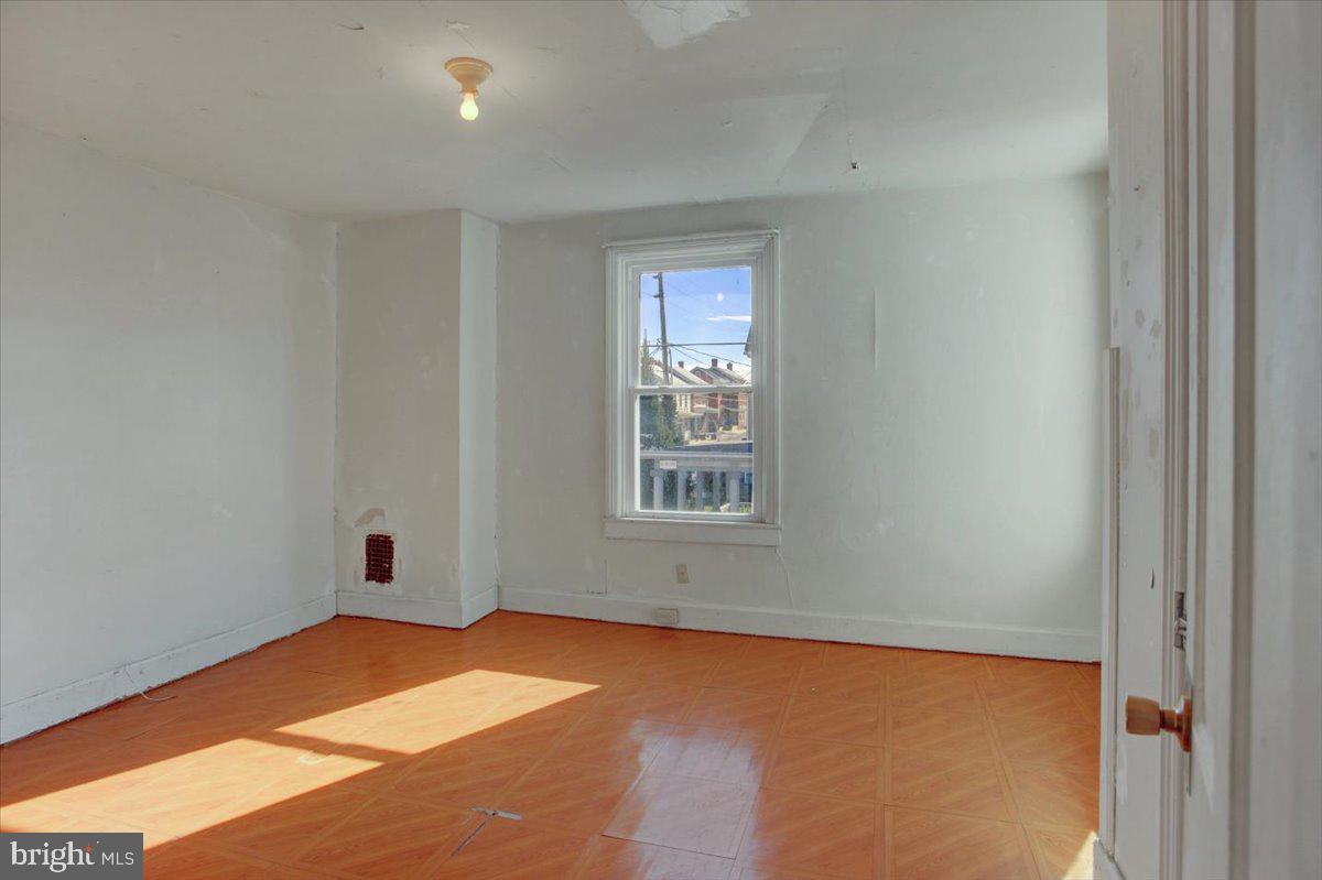 100 N Penn St Property Photo 21