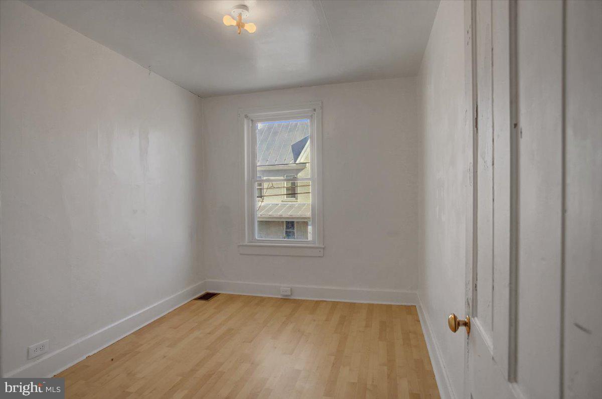 100 N Penn St Property Photo 23