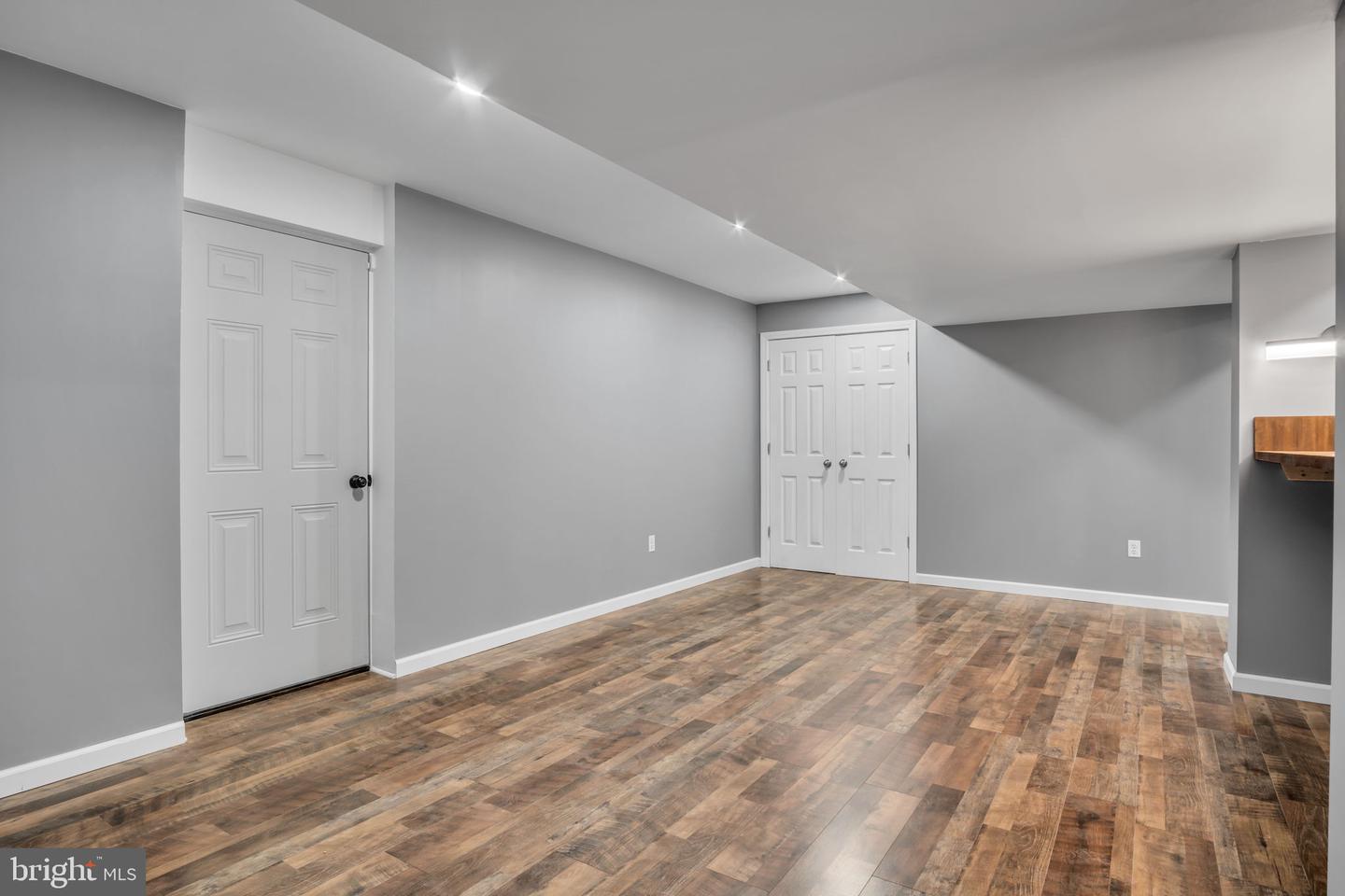 1718 Treeline Dr Property Photo 40