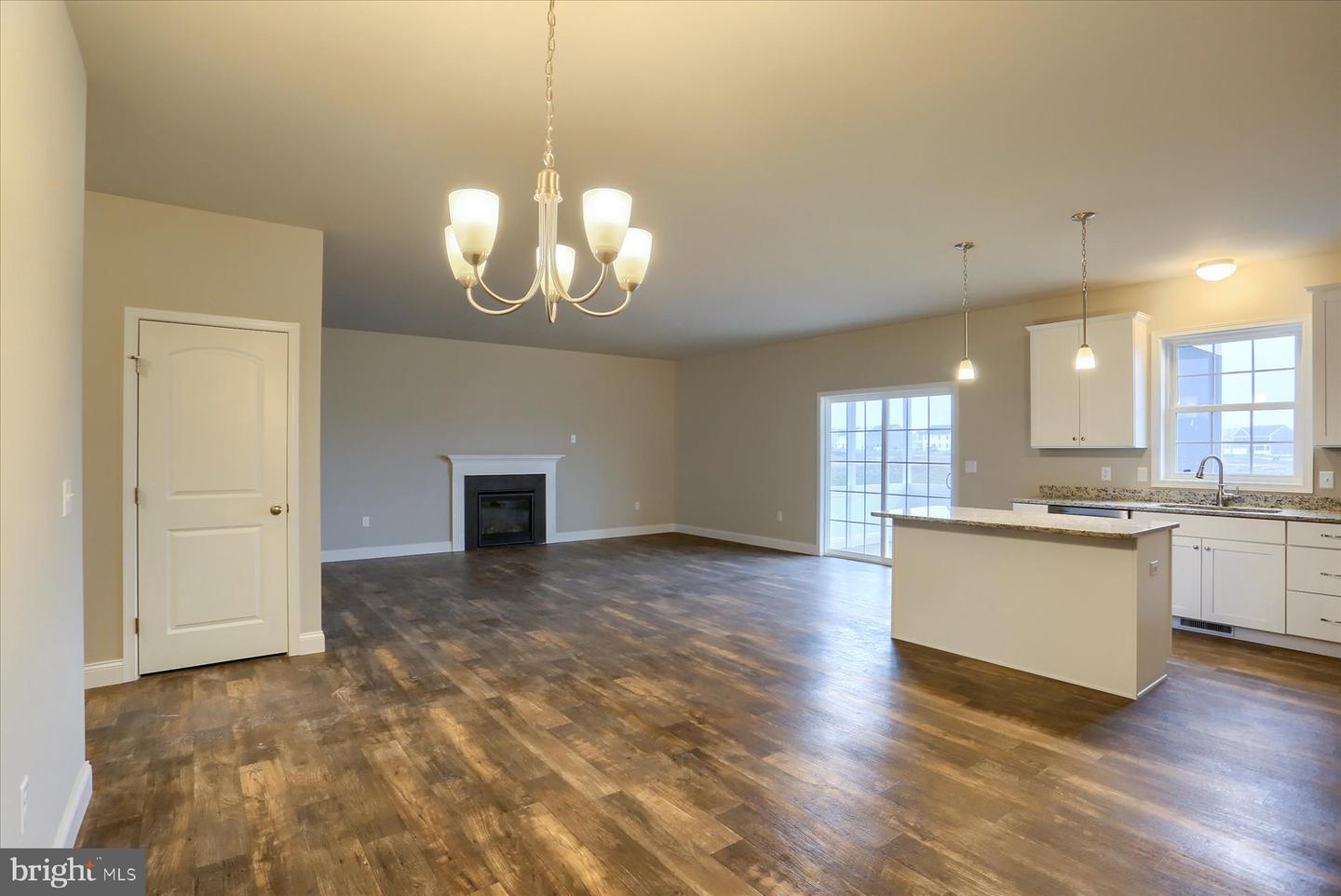 46 Bennington Way Property Photo 2
