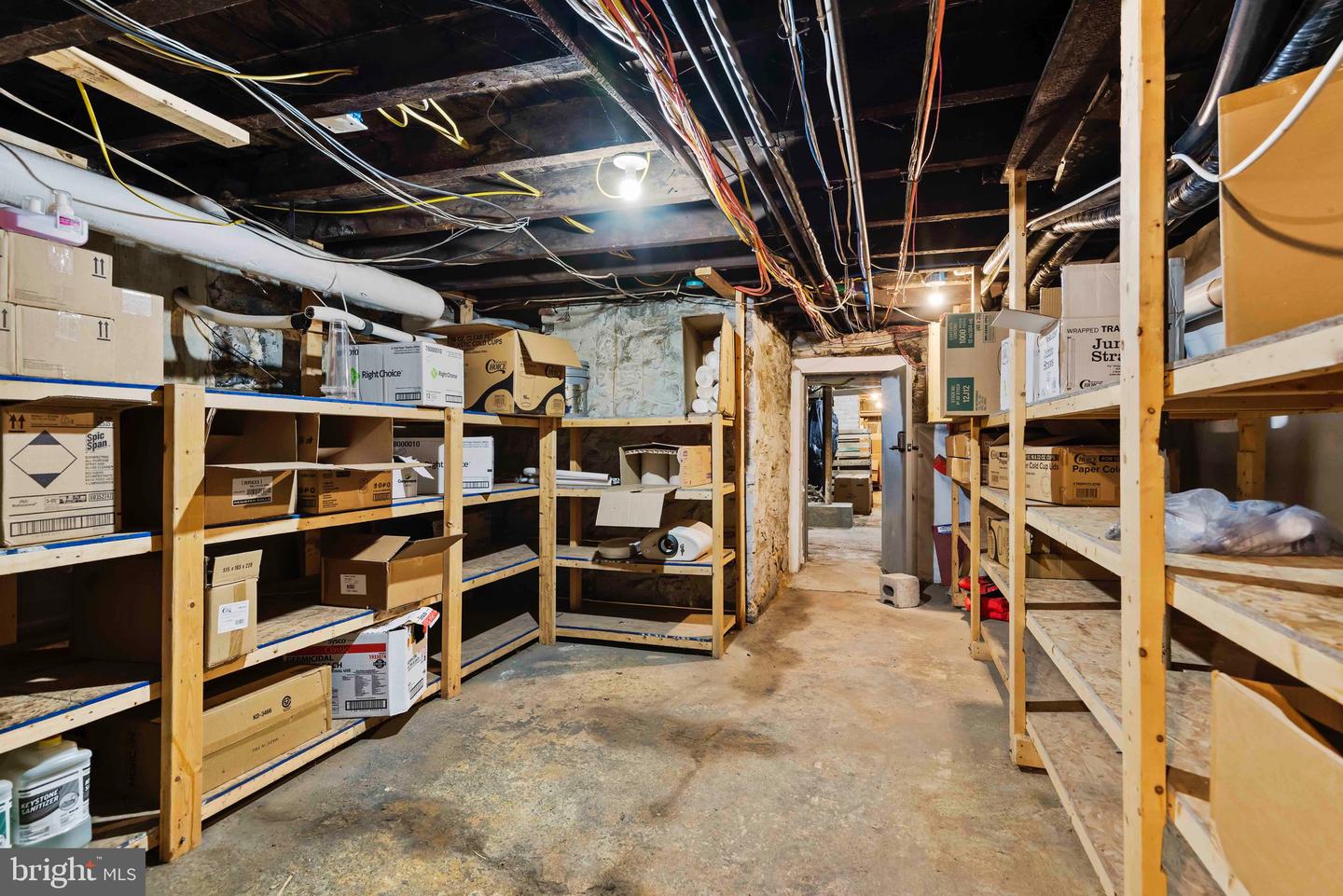 26 W High St Property Photo 34