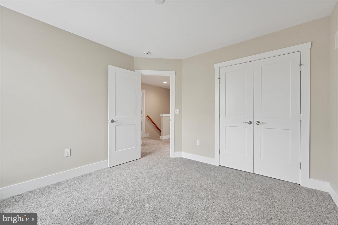 20 American Ave Property Photo 22