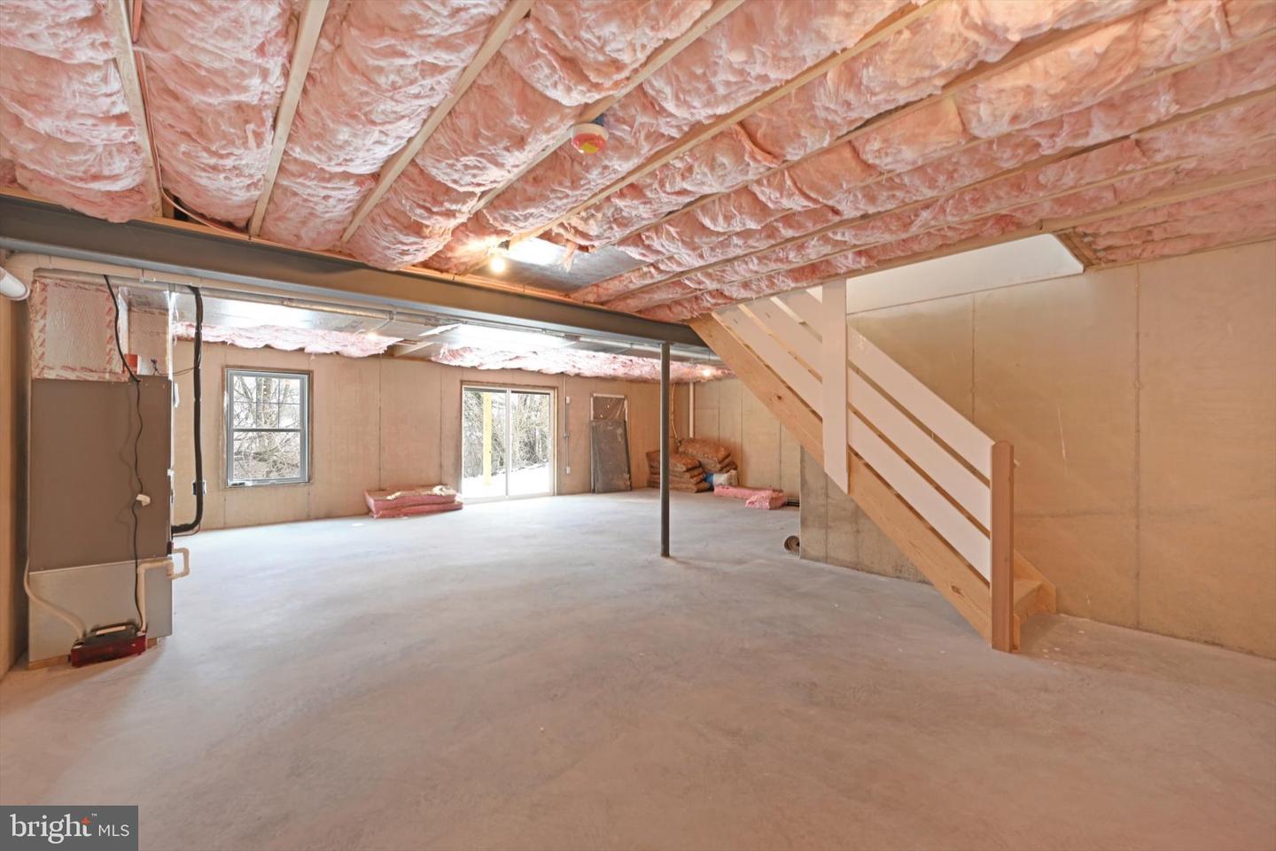 20 American Ave Property Photo 24