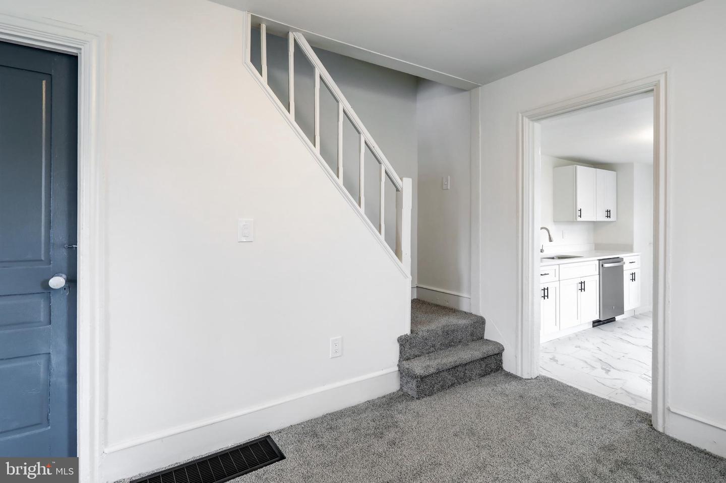 214 N East St Property Photo 17