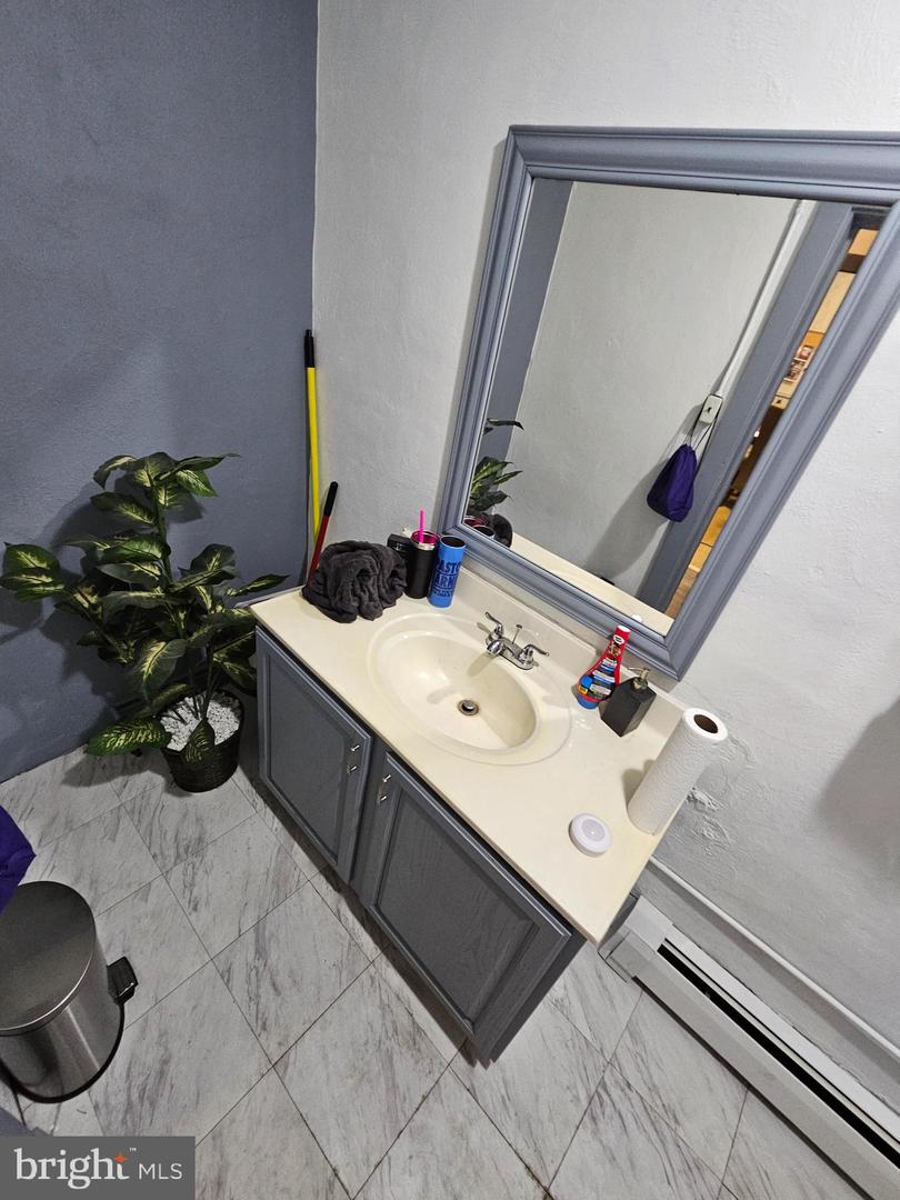 2 Chestnut St Property Photo 25