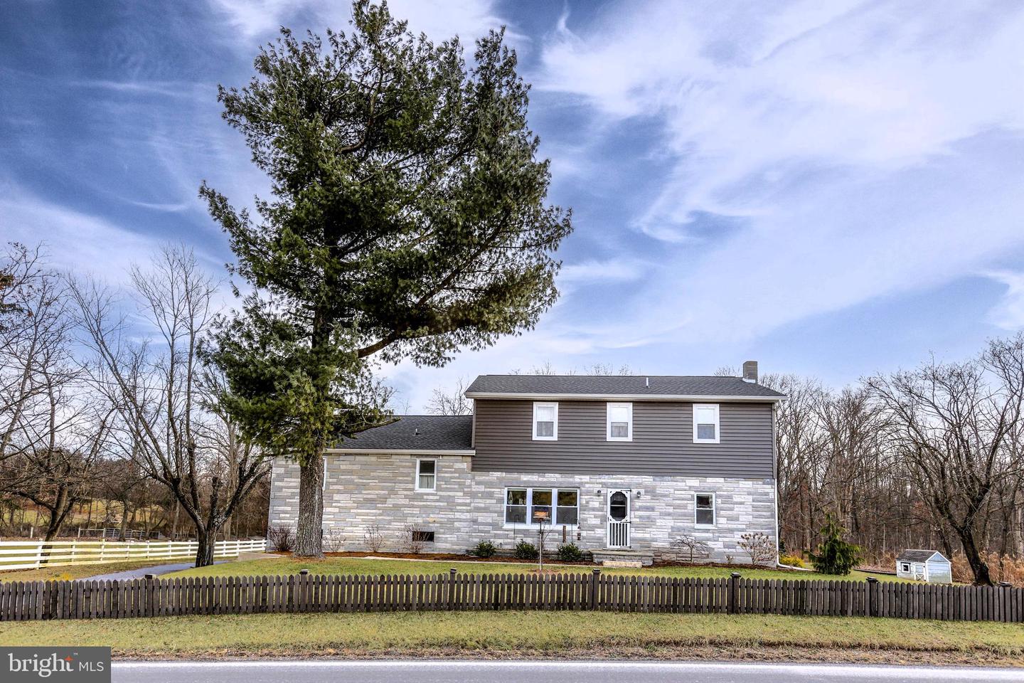 1100 Roxbury Road Property Photo