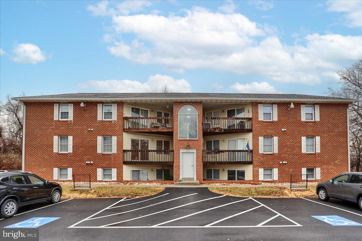 2712 Lisburn Rd #201 Property Photo