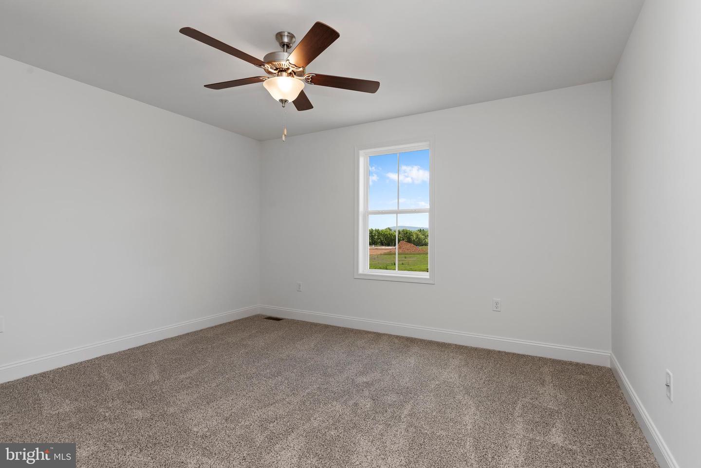 658 Brittany Drive Property Photo 15