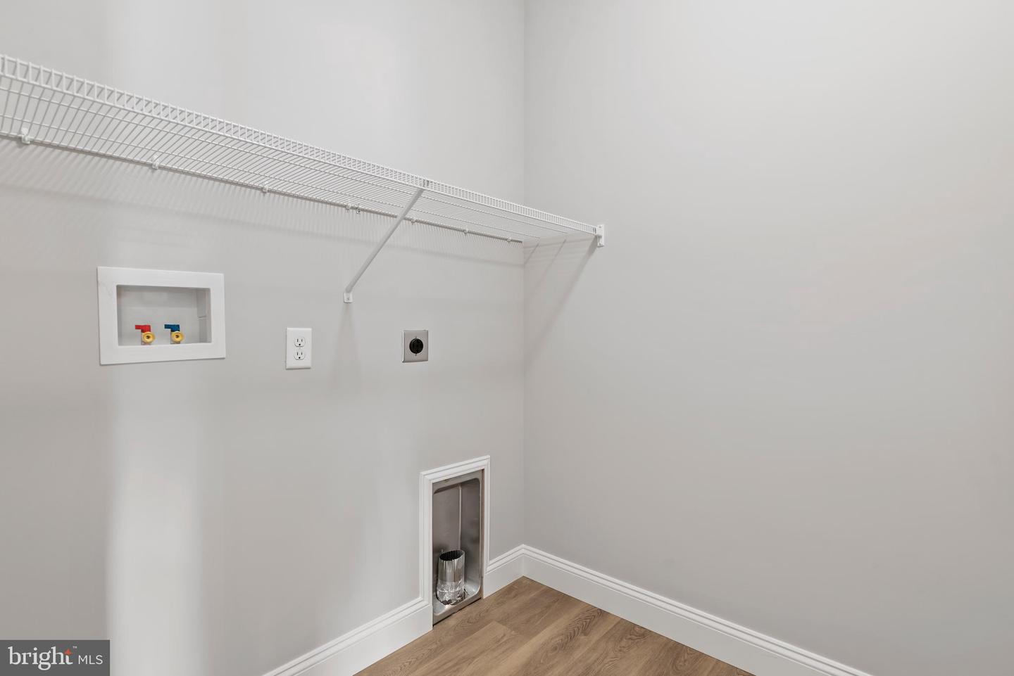658 Brittany Drive Property Photo 19