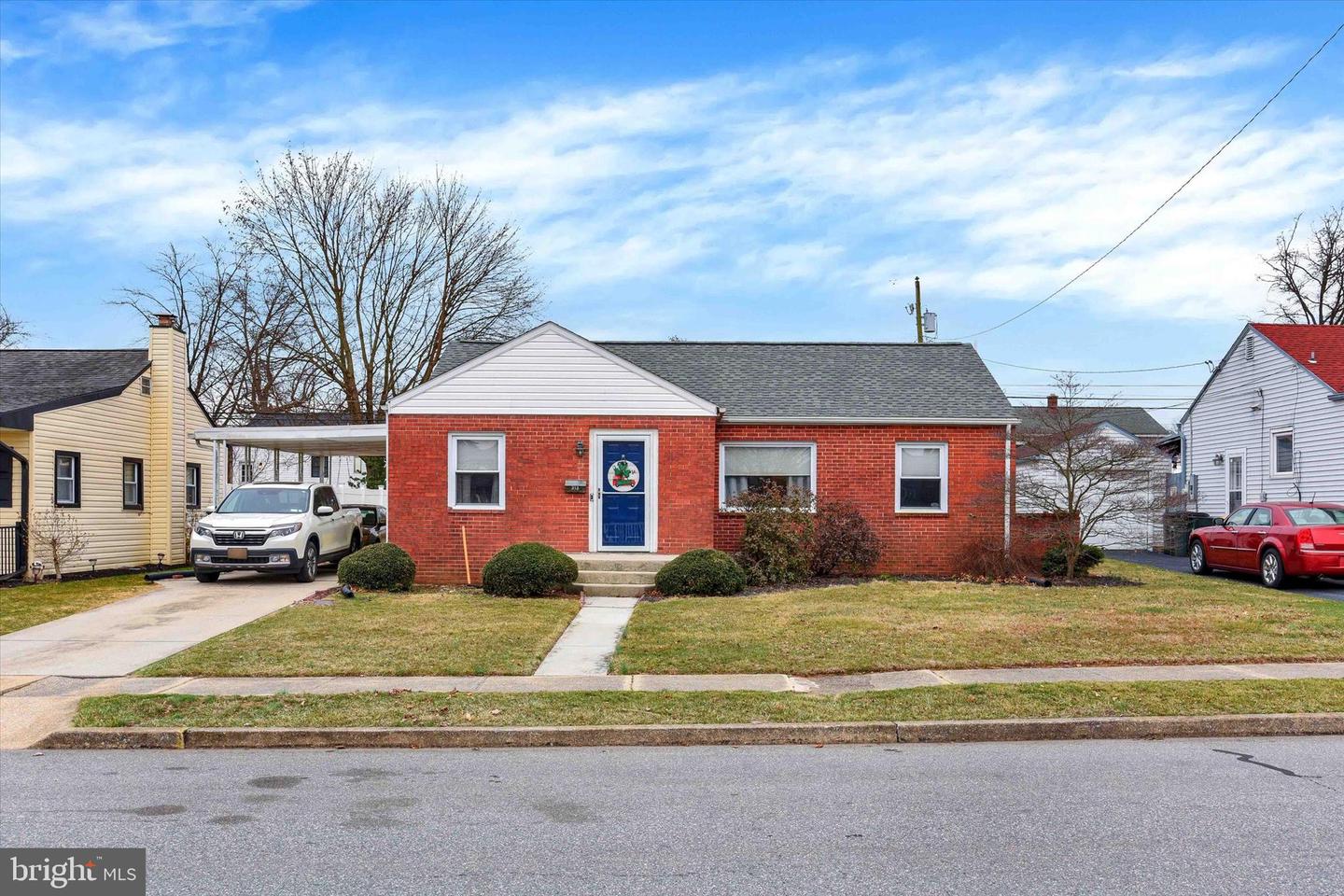 313 Manchester Rd Property Photo
