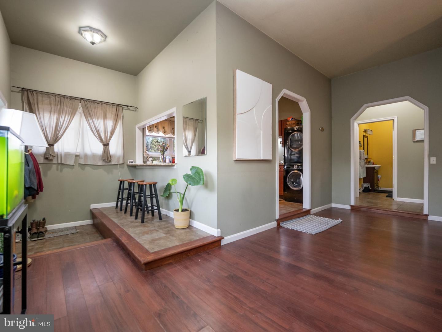 87 Airport Rd Property Photo 15