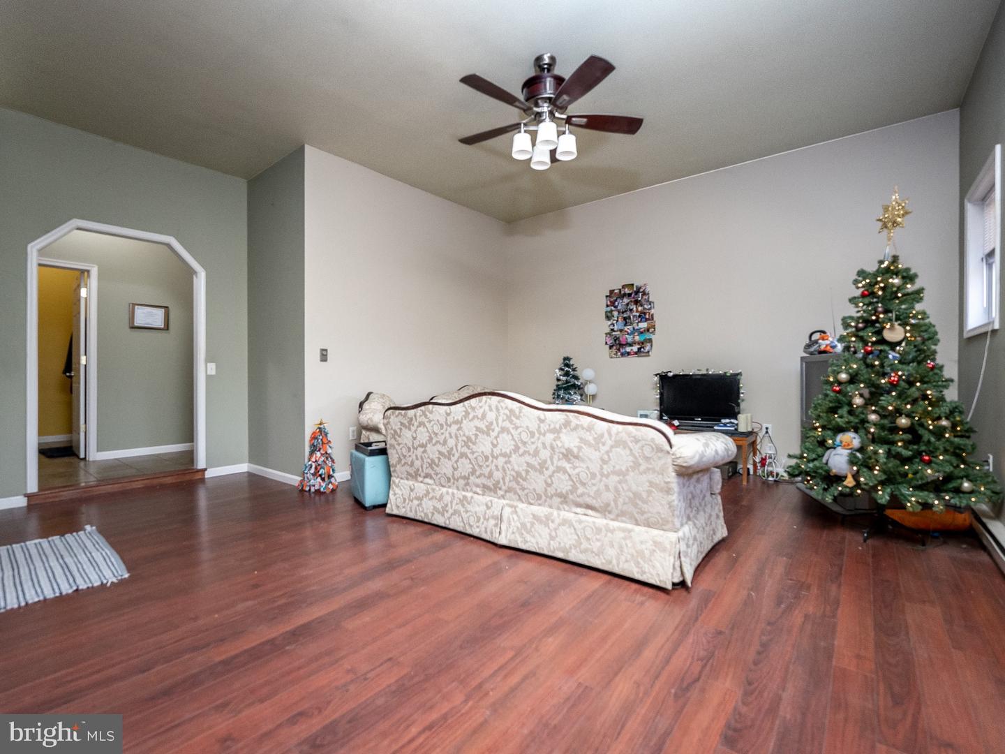 87 Airport Rd Property Photo 16
