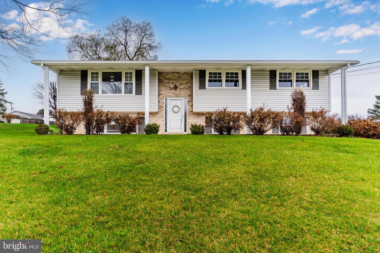 421 Limestone Rd Property Photo