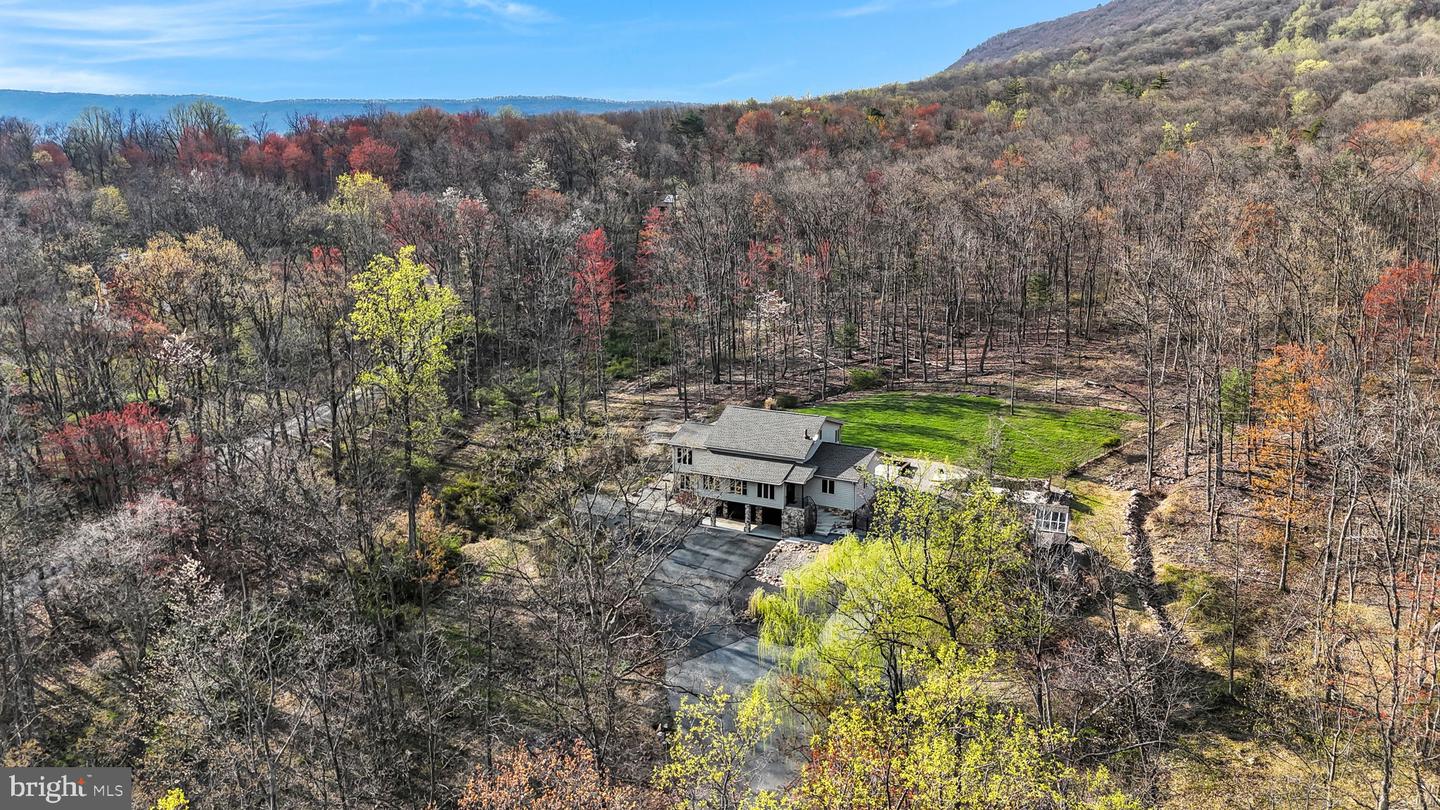125 & 129 BOBCAT RD