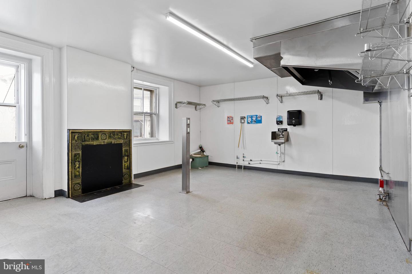 231 North Hanover Street Property Photo 8