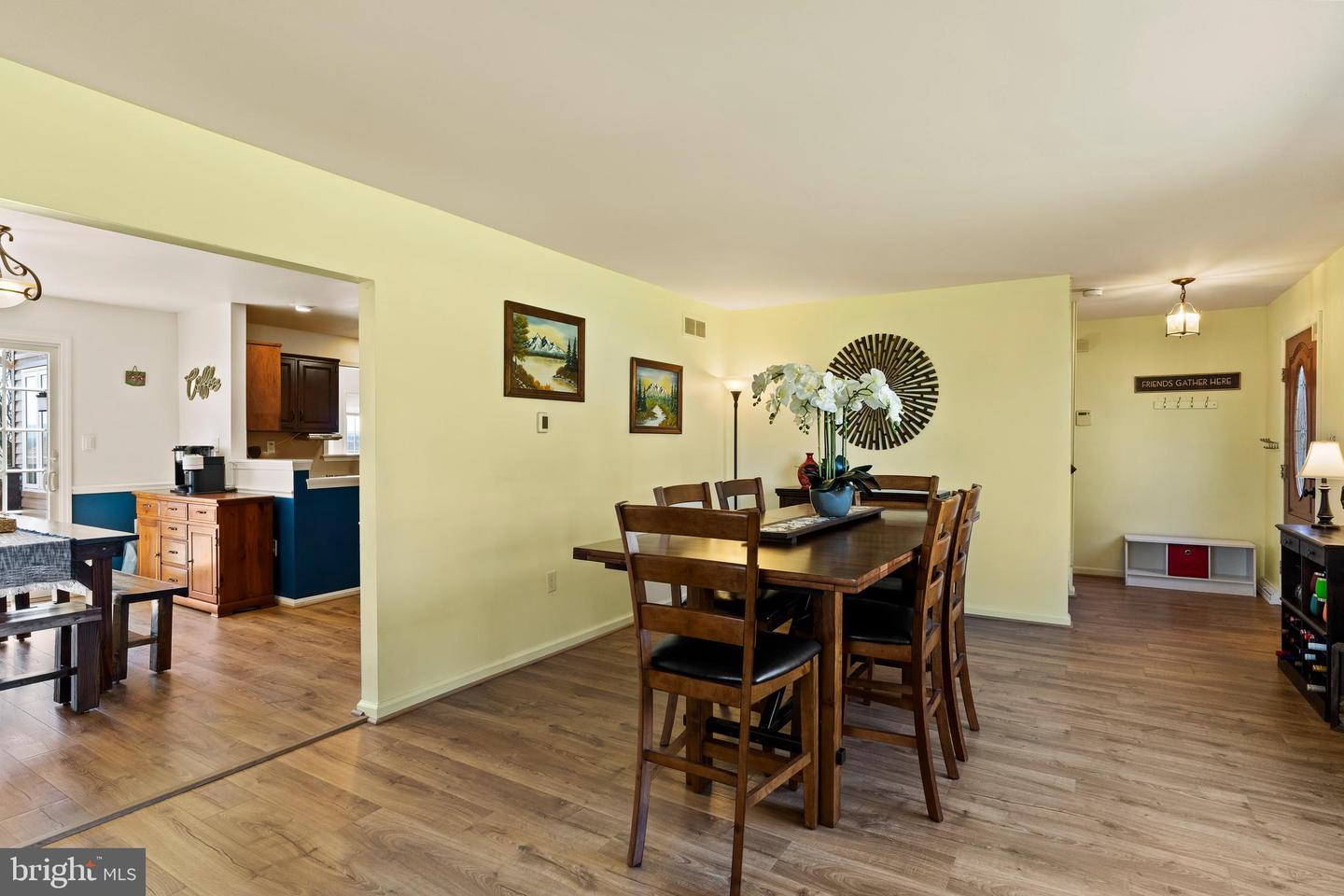 30 Sheraton Dr Property Photo 12