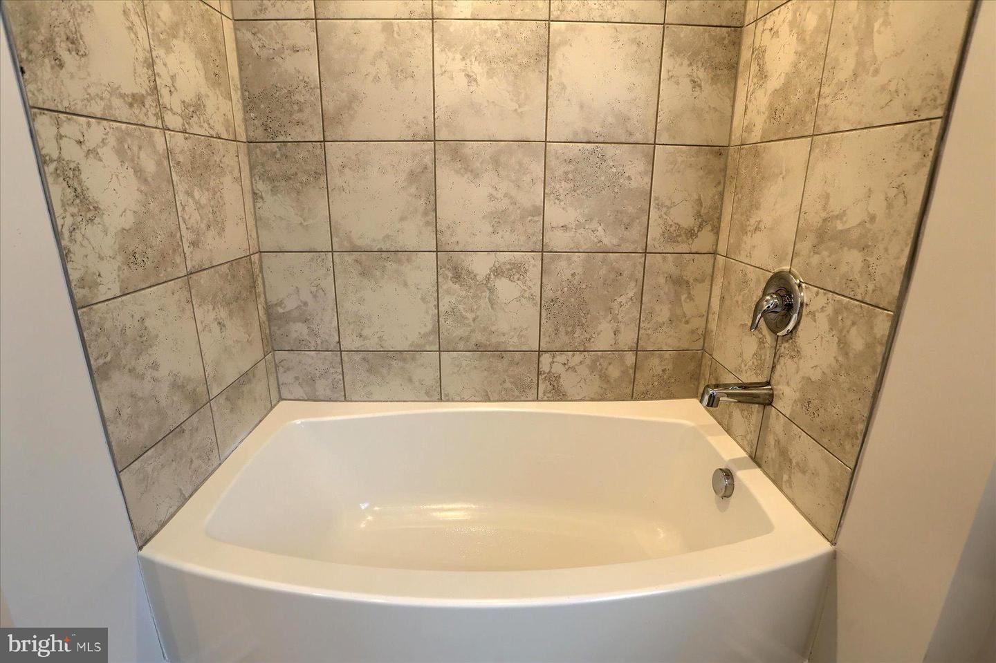 3115 Egreton Rd Property Photo 27