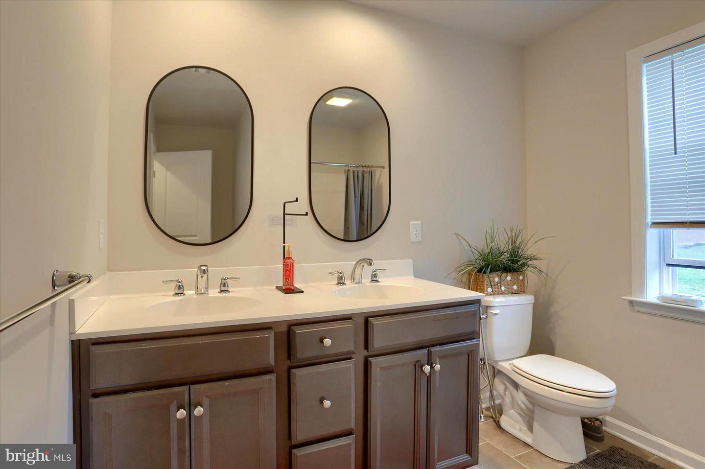 3115 Egreton Rd Property Photo 32