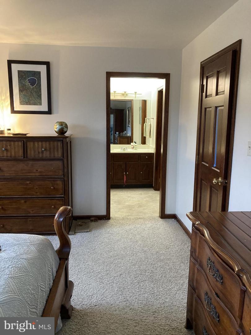 3503 Stockwood St Property Photo 17