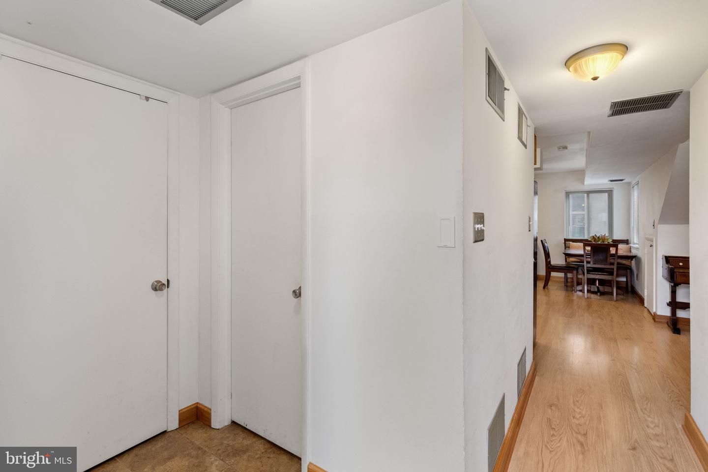 817 Lee Ct Property Photo 4
