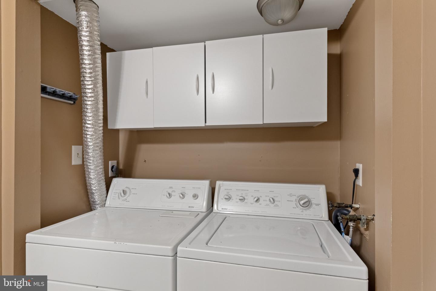 817 Lee Ct Property Photo 14