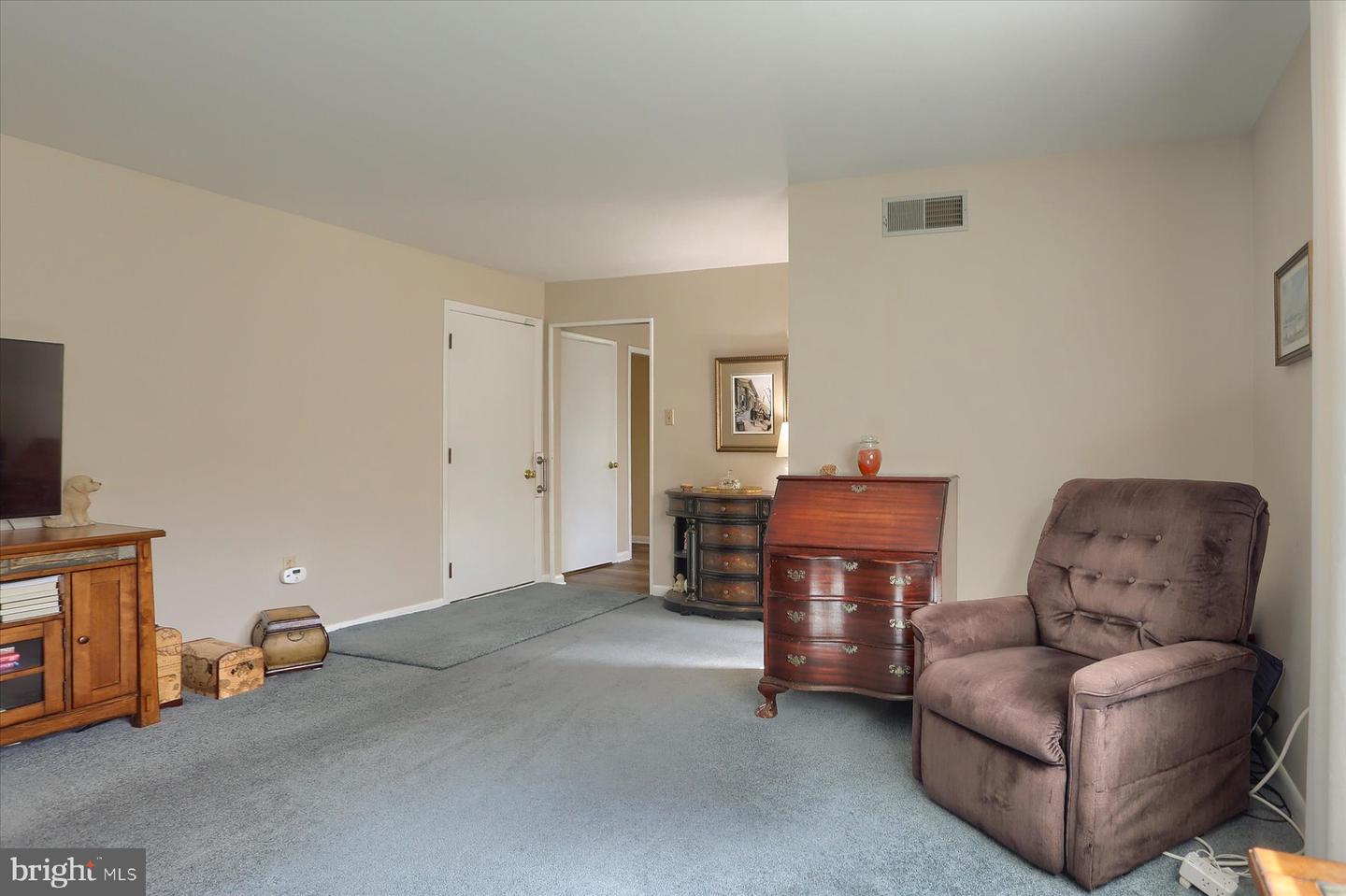 526 Fairway Dr Property Photo 18