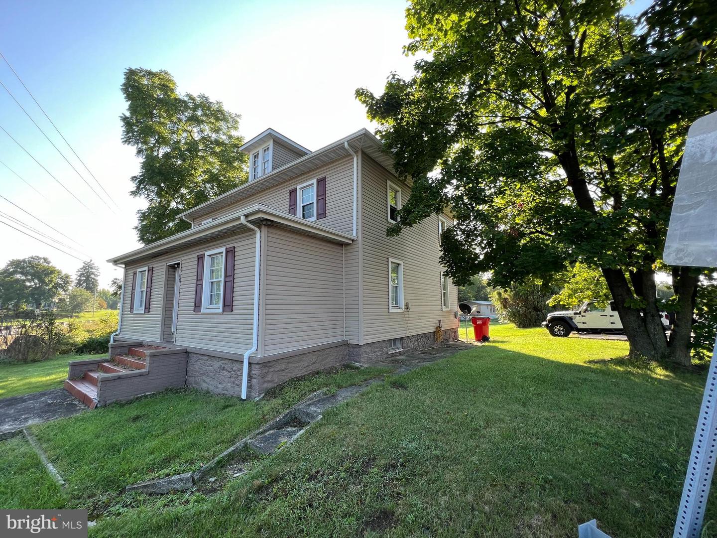 100 Walnut Bottom Rd Property Photo 1
