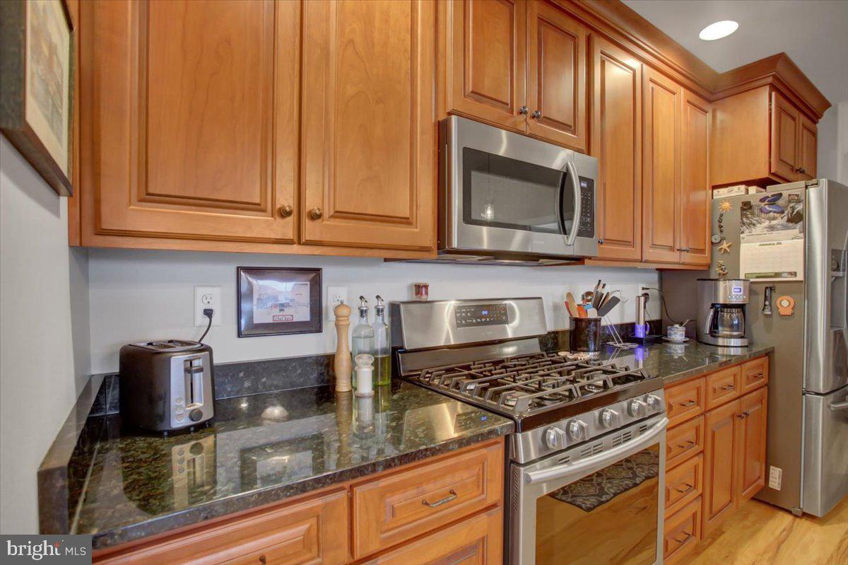 255 Pin Oak Ln Property Photo 13