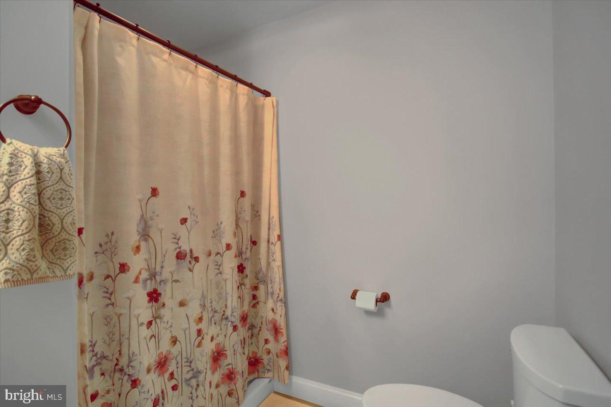 255 Pin Oak Ln Property Photo 32