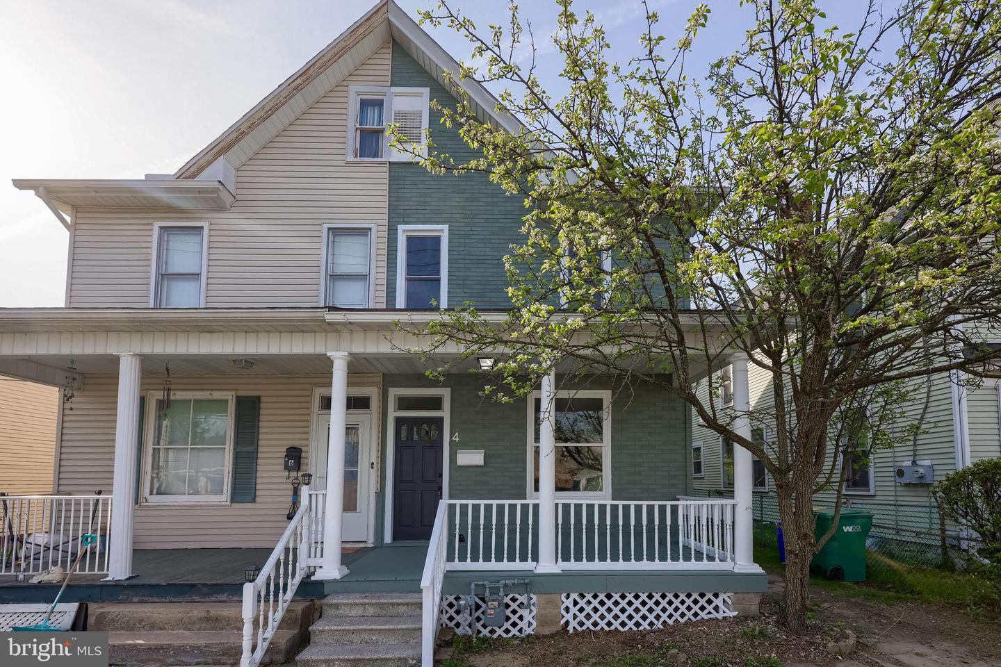 4 E Manor Ave Property Photo