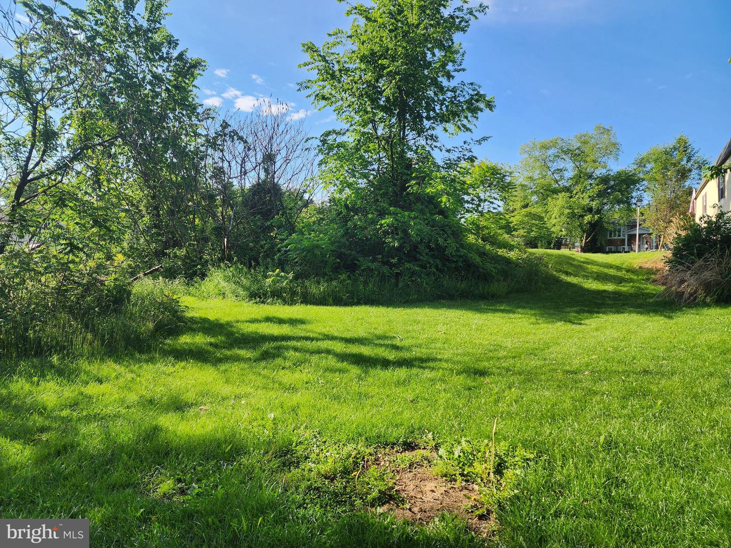 Highland Ave Property Photo 5