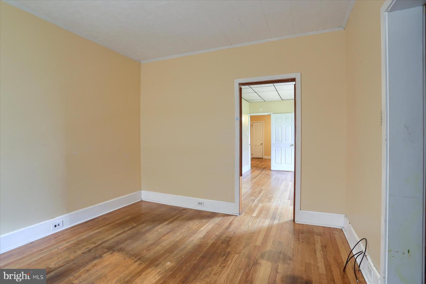 9 N 2nd St Property Photo 5