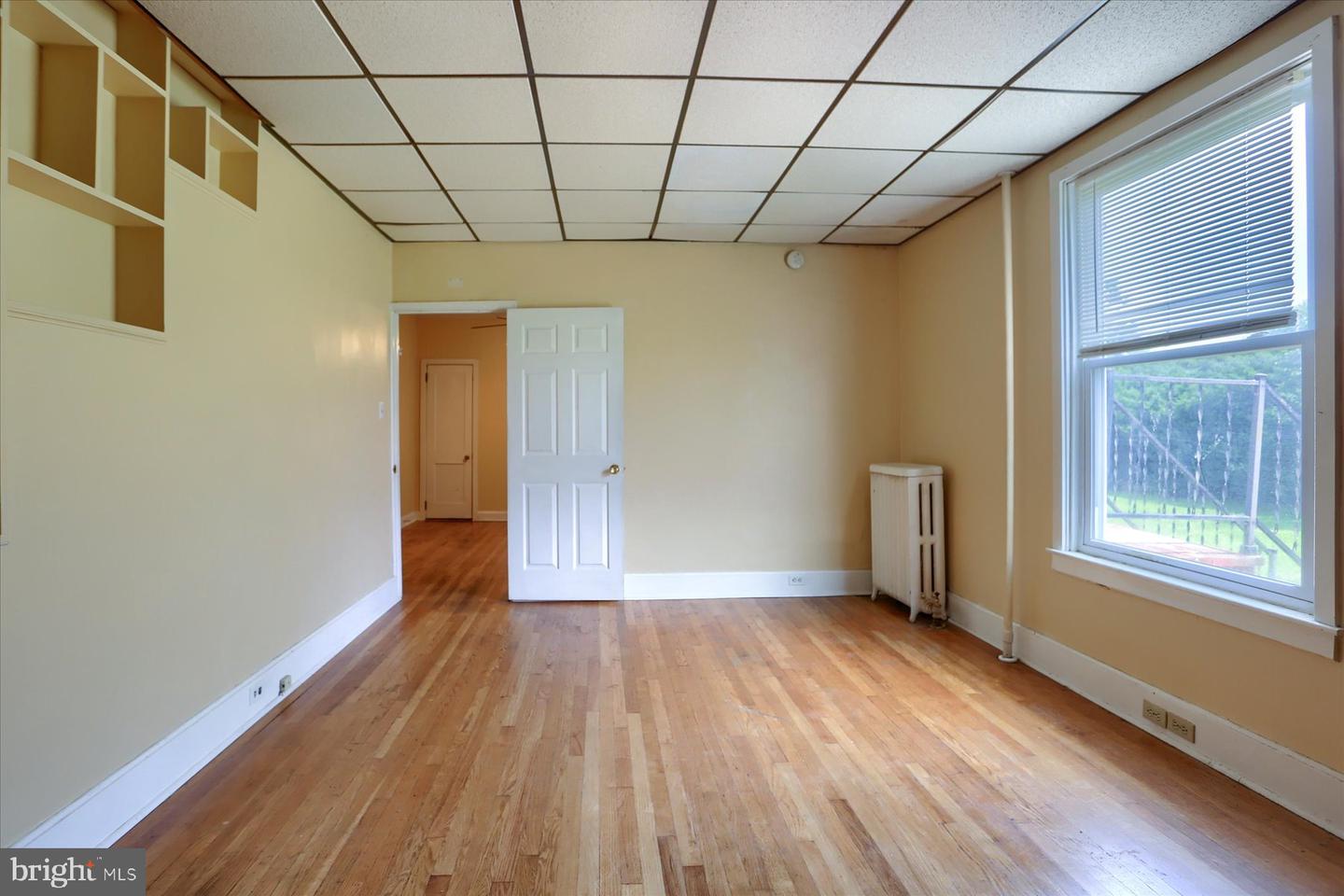 9 N 2nd St Property Photo 6