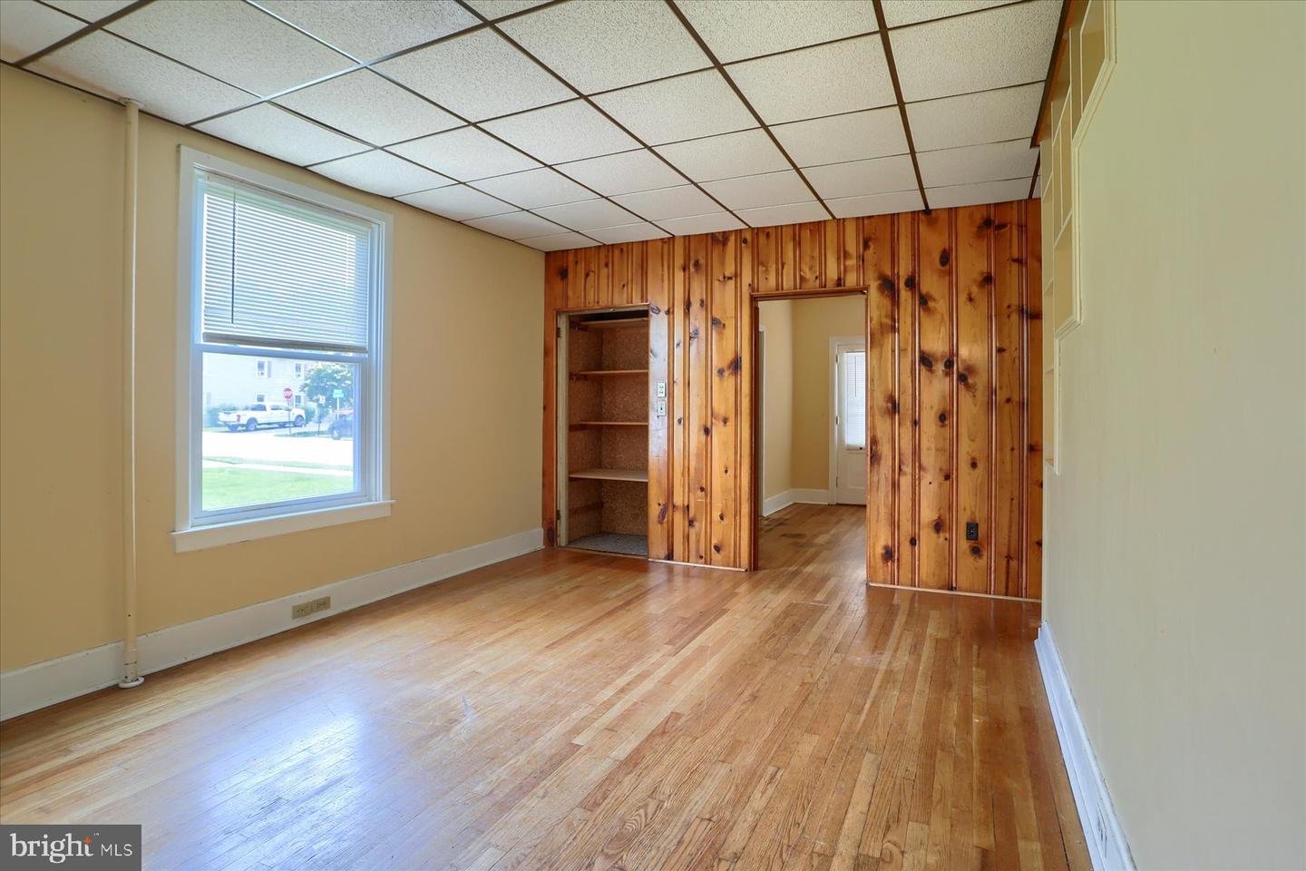 9 N 2nd St Property Photo 7