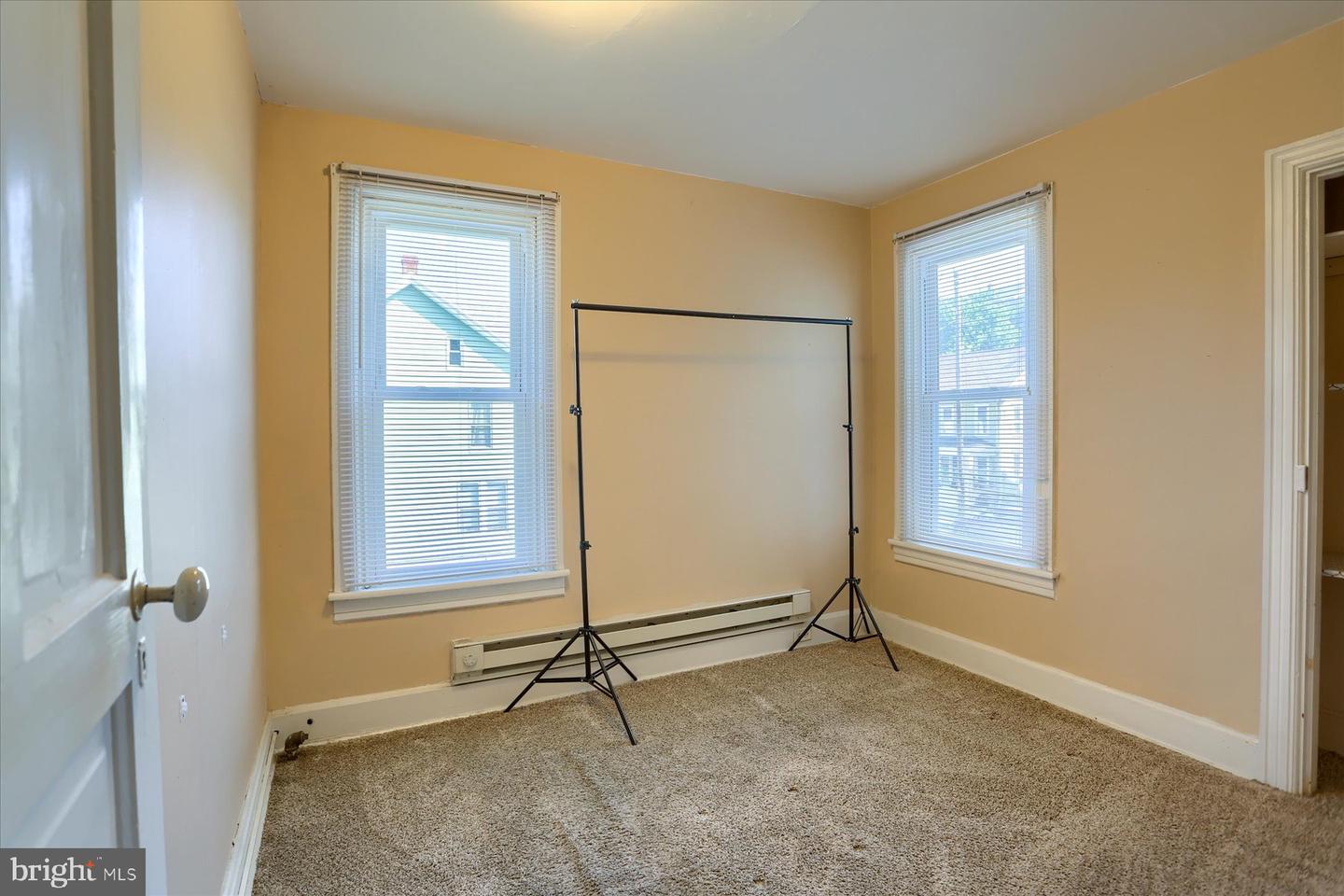 9 N 2nd St Property Photo 20