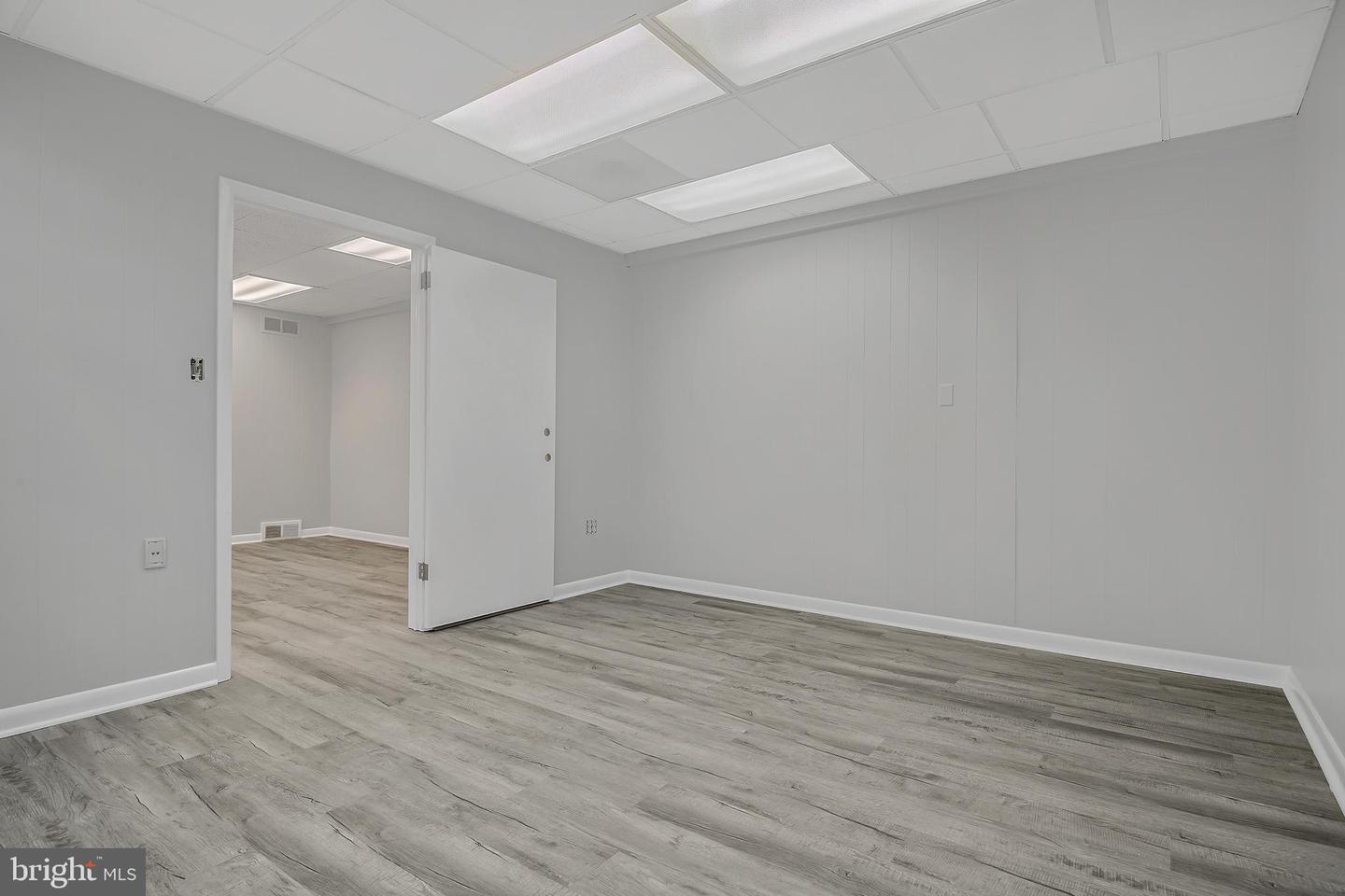 1525 Cedar Cliff Dr #101 Property Photo 2