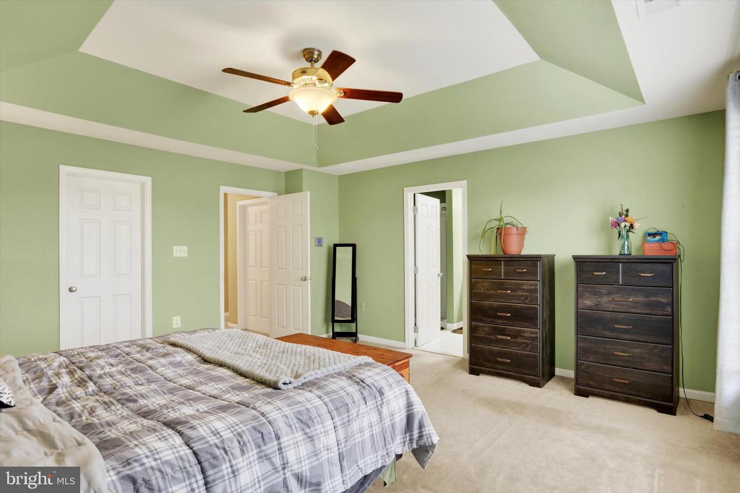 303 Brook Meadow Dr Property Photo 4