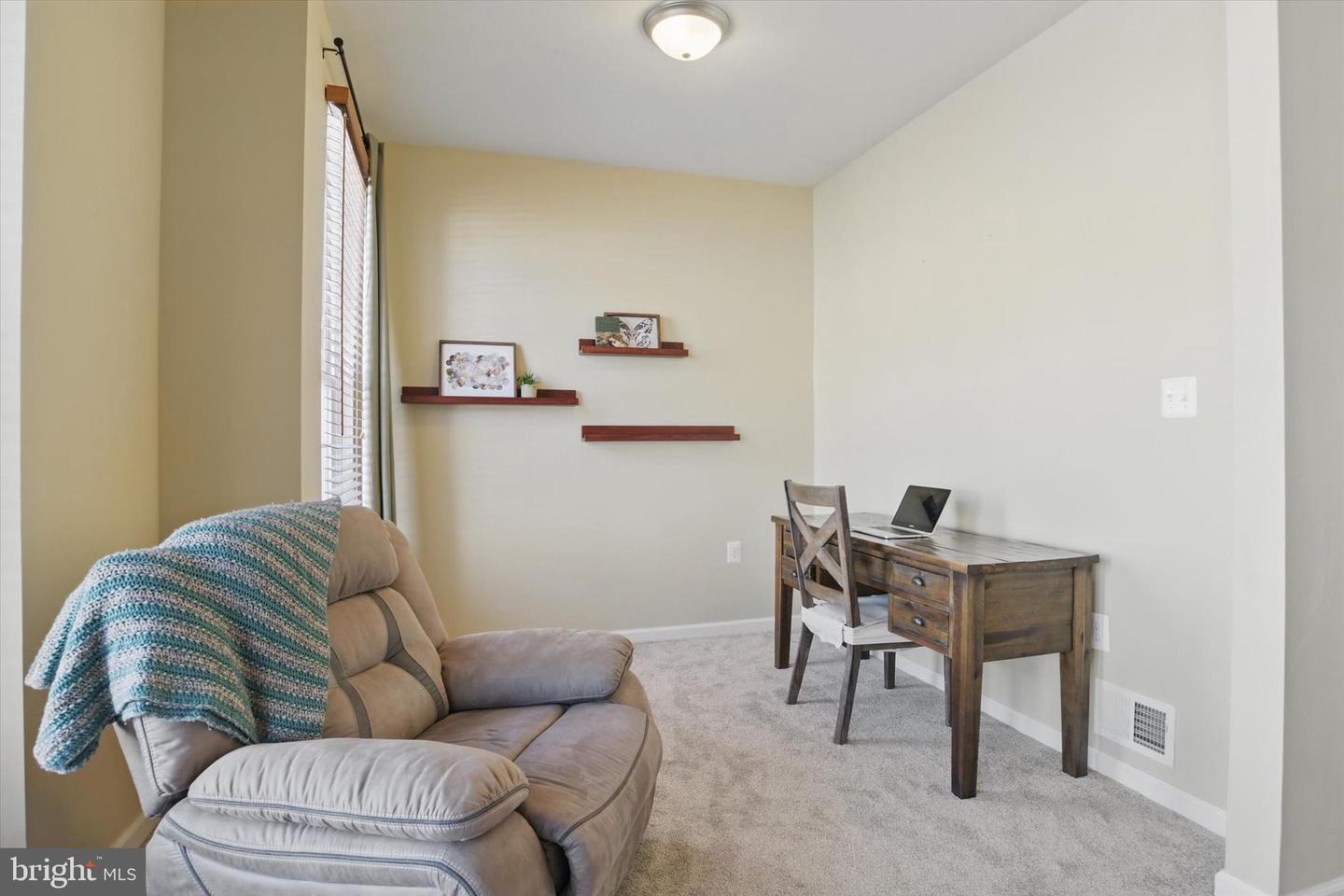 303 Brook Meadow Dr Property Photo 8