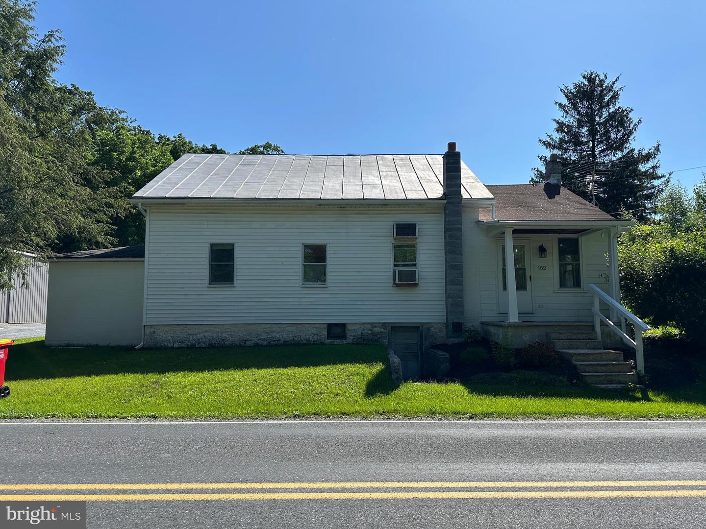 152 Bullshead Rd Property Photo 1