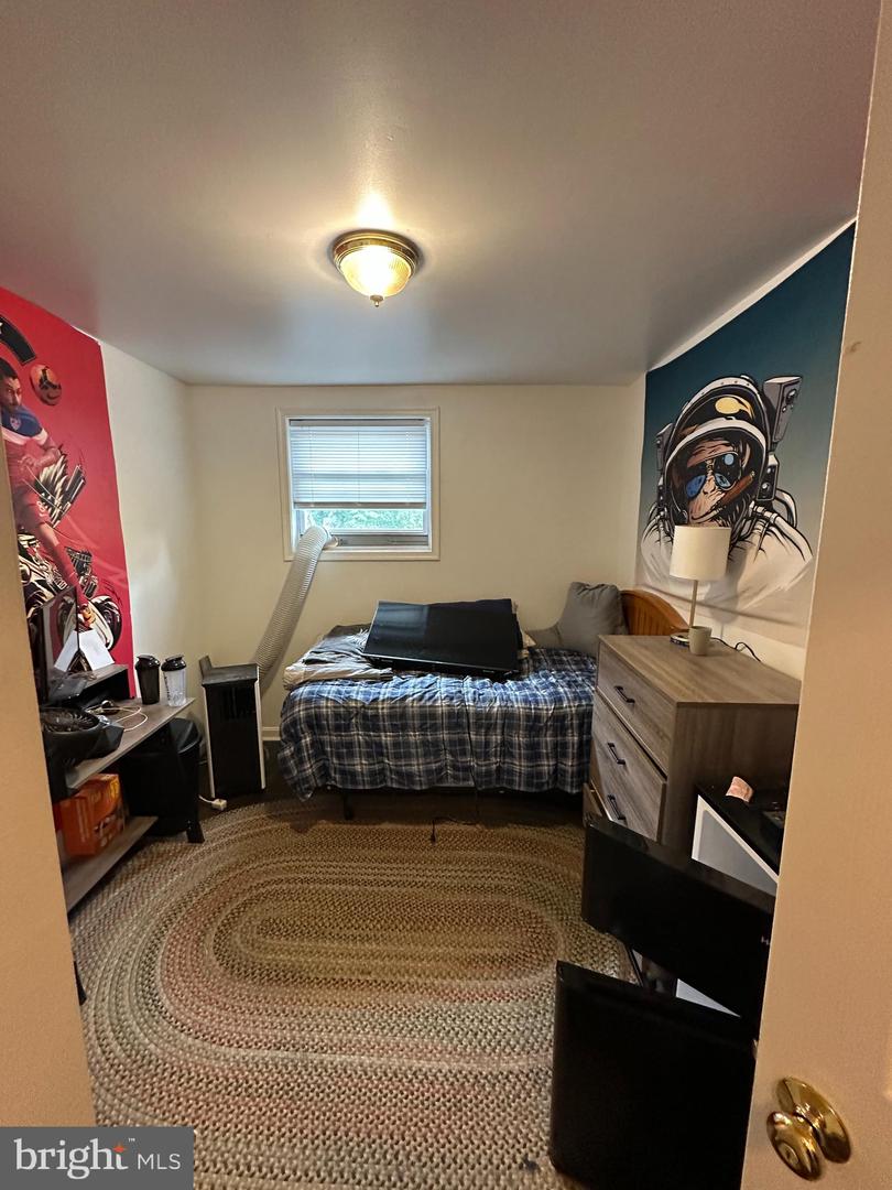 6/8 Kenneth Ave Property Photo 11