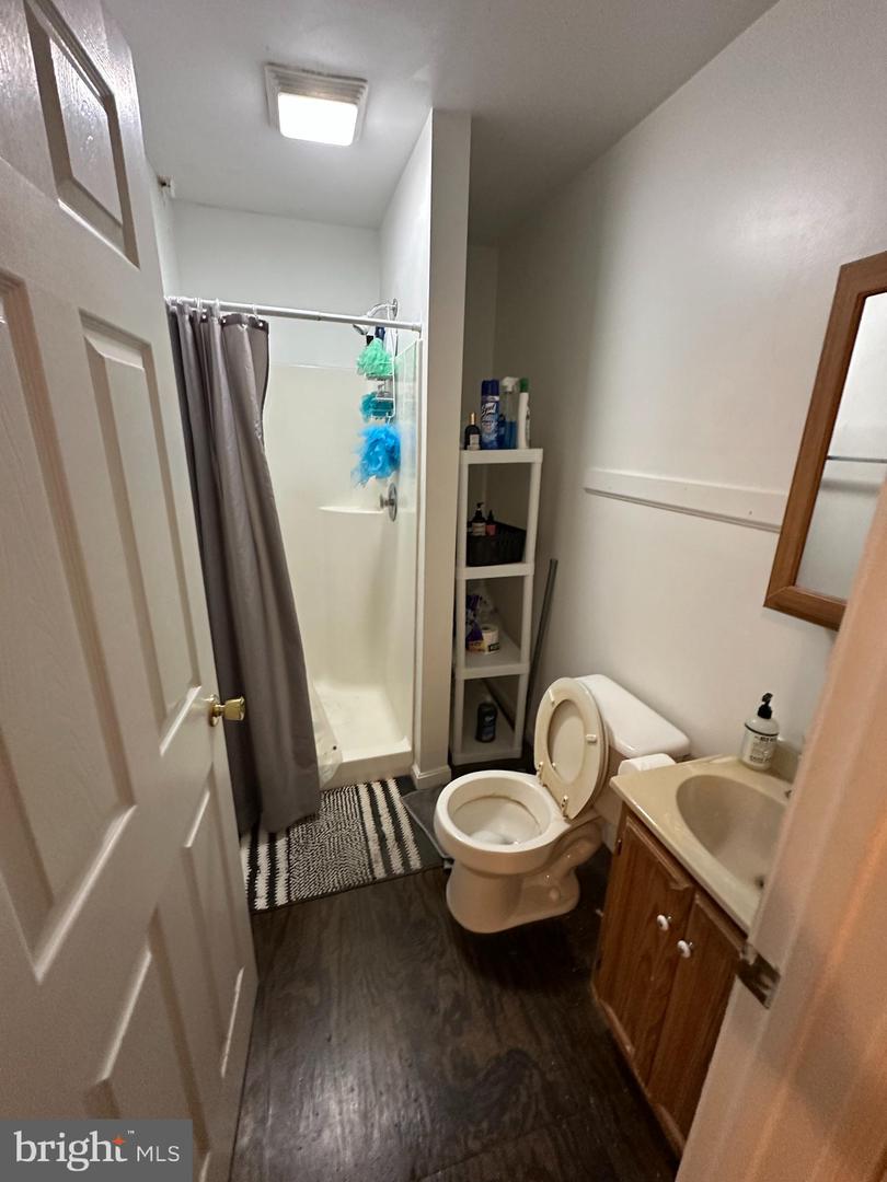 6/8 Kenneth Ave Property Photo 13